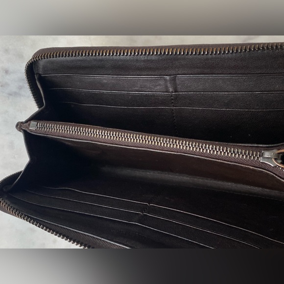 Bottega Veneta Continental Wallet - Picture 7 of 10